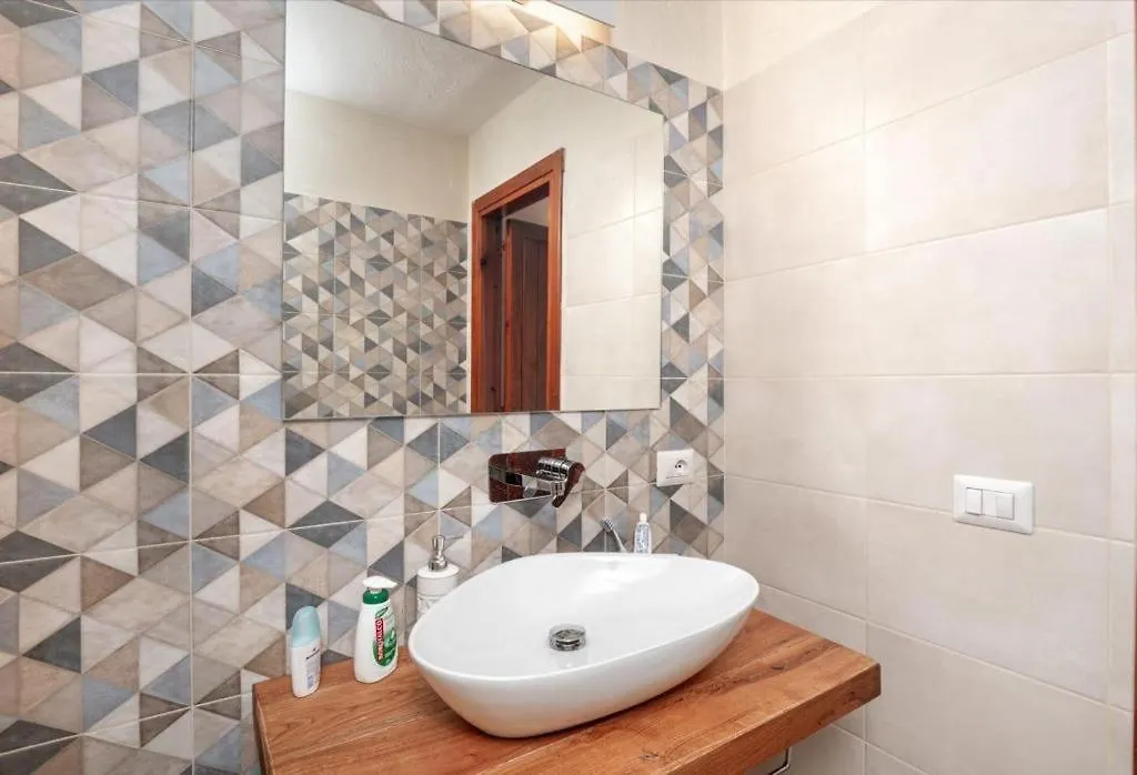 Rooms Boutique Baja Sardinia